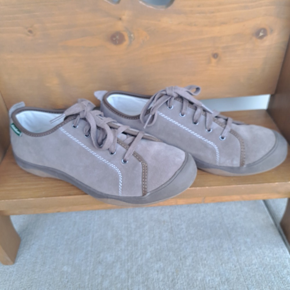 NEW‎ Eddie Bauer Women's Brown Low Top Lace Up Leather Suede Shoes size 9 M